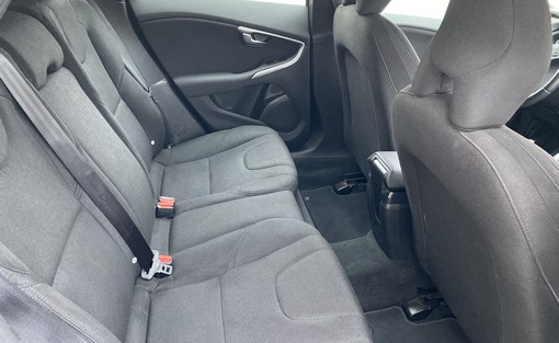 Volvo V40 D2 115ch 2015 - vue 7