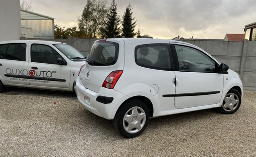 Renault Twingo 1.5 DCI 65 authentique 2010 - vue 2