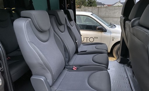 Peugeot Expert 1.6 90 Ch tepee 9 places 2008 - vue 5