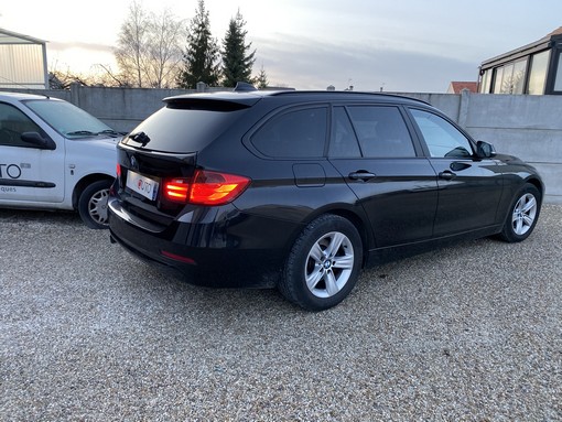 BMW 316D Touring 116ch 2014 - vue 2