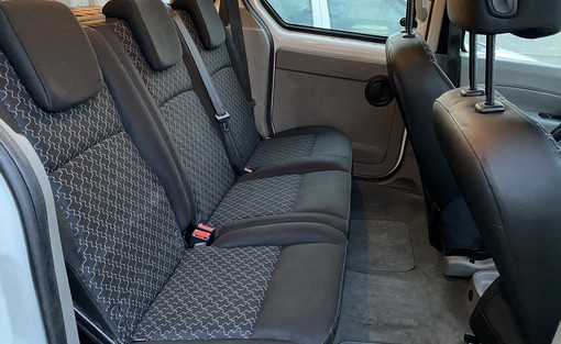 Renault Kangoo 1.5 DCI 70ch 2009 - vue 5