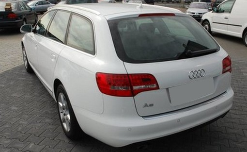 Audi A6 Avant 2.0 TDI 2009 - vue 2