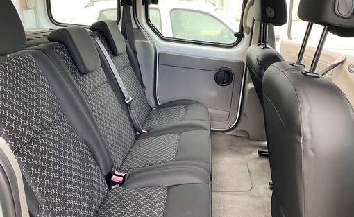Renault Kangoo 1.5 DCI 65ch 2009 - vue 5