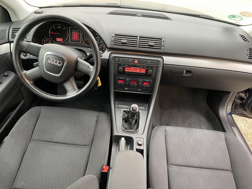 Audi A4 1.9 TDI 115ch 2005 - vue 6