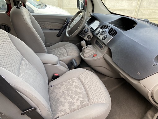 Renault Kangoo 1.5 DCI 105ch 2010 - vue 4
