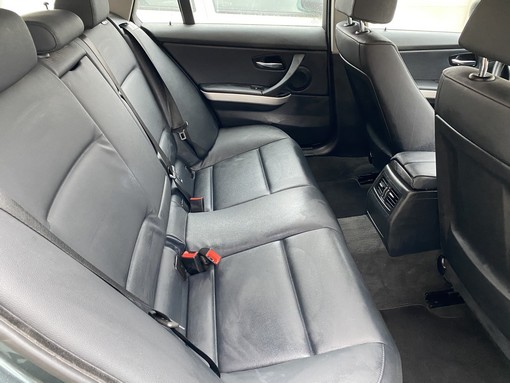 BMW 318D Touring pack cuir gps regulateur 2009 - vue 3