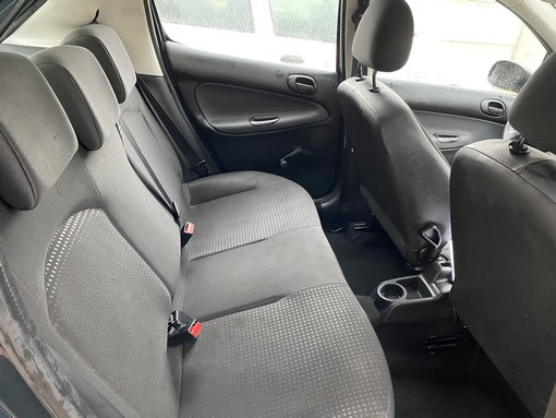 Peugeot 206+ 1.1 trendy 2012 - vue 5