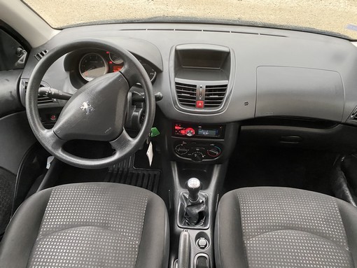 Peugeot 206+ 1.1 trendy 2012 - vue 6