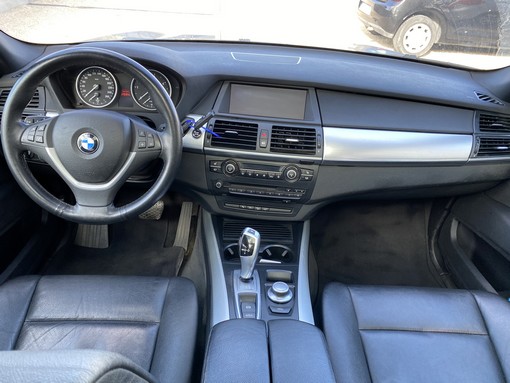 BMW X5 3.0 Xdrive luxe 2009 - vue 4