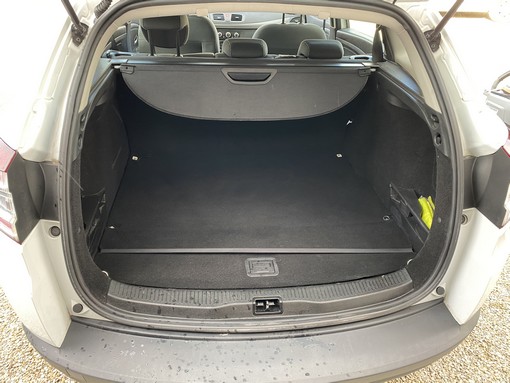 Renault Megane Estates 1.5 DCI 90ch 2009 - vue 6