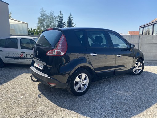 Renault Scenic 1.9 130ch tomtom 2009 - vue 2