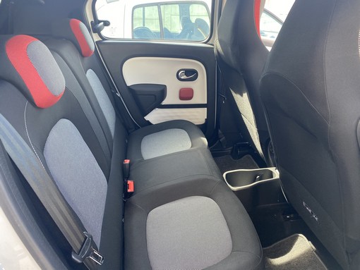 Renault Twingo 1.0 70ch intens 2018 - vue 3