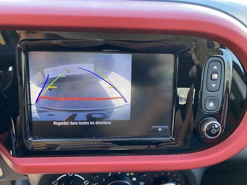 Renault Twingo 1.0 70ch intens 2019 - vue 5