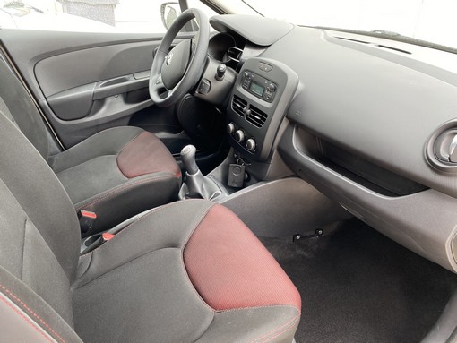 Renault Clio Iv 1.2 75 Ch 2014 - vue 2