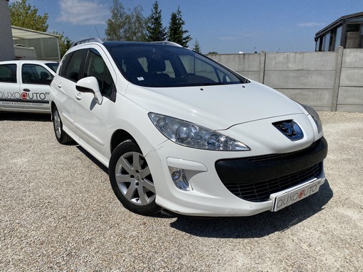 Peugeot 308 SW 1.6 HDI 110 Ch 2008 - vue 3