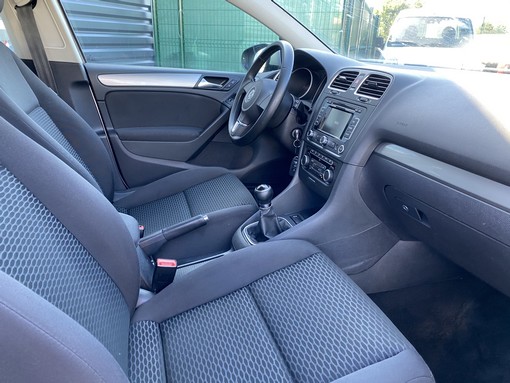 Volkswagen Golf Vi 1.6 TDI 105 Ch 2011 - vue 4