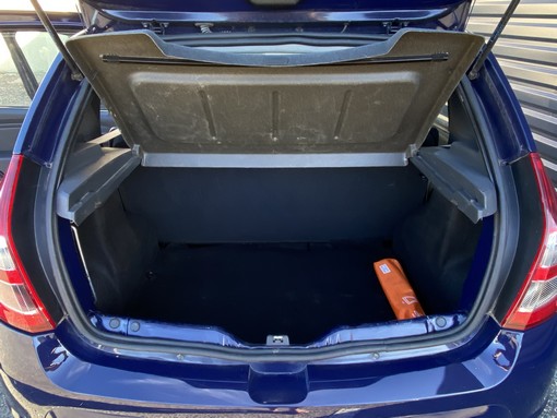 Dacia Sandero 1.2 85 ambiante 2012 - vue 7