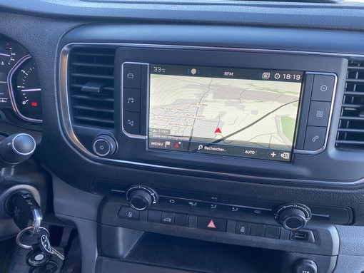 Peugeot Expert 2.0 HDI 122ch 2018 - vue 9