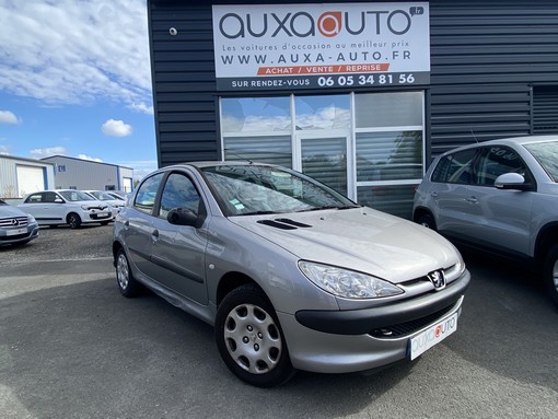 Peugeot 206 1.1 60ch pop art 2004 - vue 3