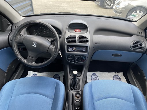 Peugeot 206 1.1 60ch pop art 2004 - vue 6