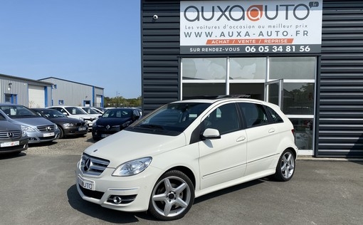 Mercedes-Benz B200 2011