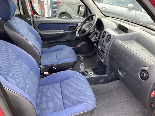 Peugeot Partner 1.4 75 Ch 2007 - vue 4
