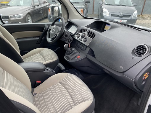 Renault Kangoo 1.5 DCI 75 2012 - vue 4