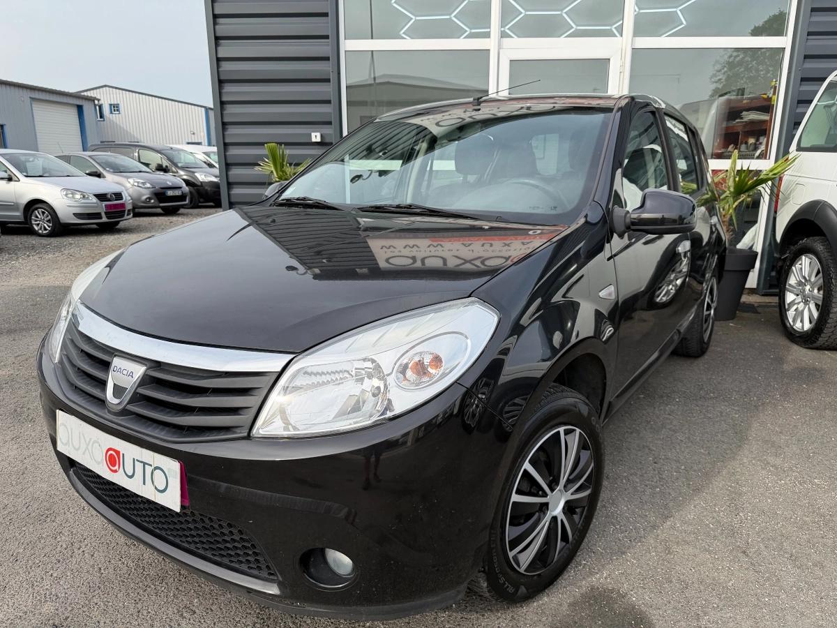 Dacia Sandero 1.2 75 LAUREATE 2011 - vue 10
