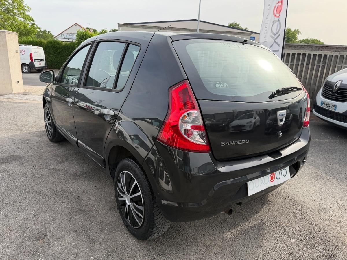 Dacia Sandero 1.2 75 LAUREATE 2011 - vue 7
