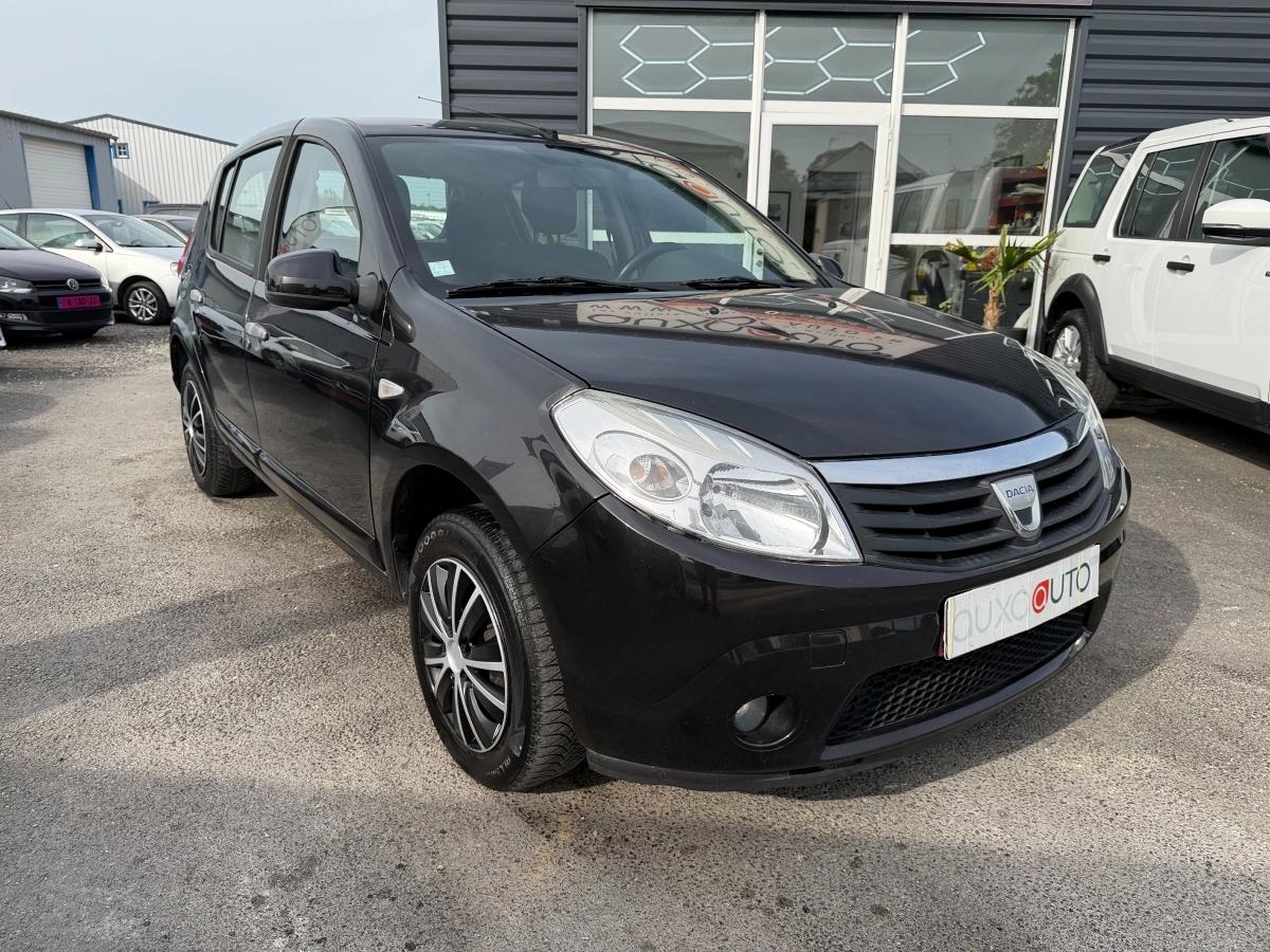 Dacia Sandero 1.2 75 LAUREATE 2011 - vue 8