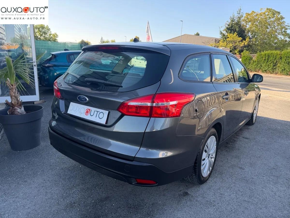 Ford Focus 2015 - vue 2