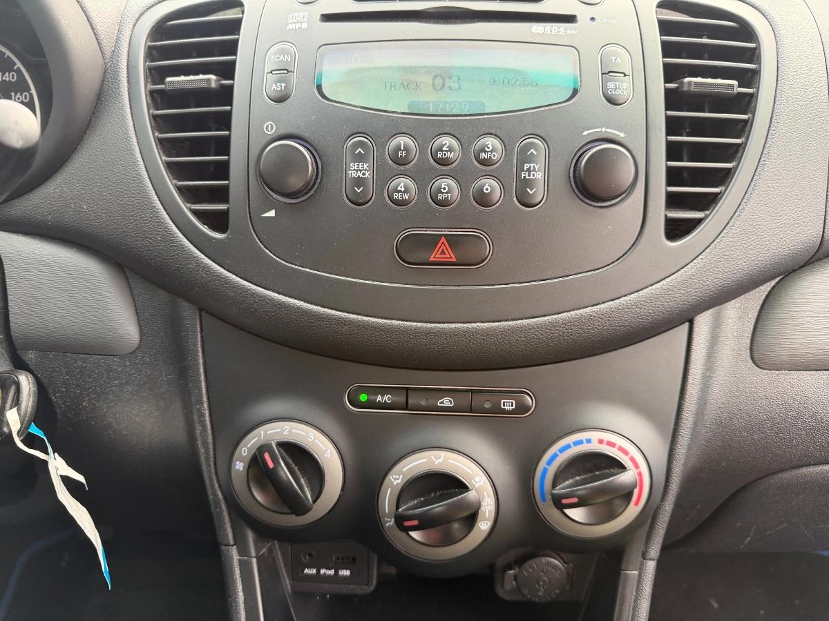 Hyundai I10 1.1 65 2013 - vue 13