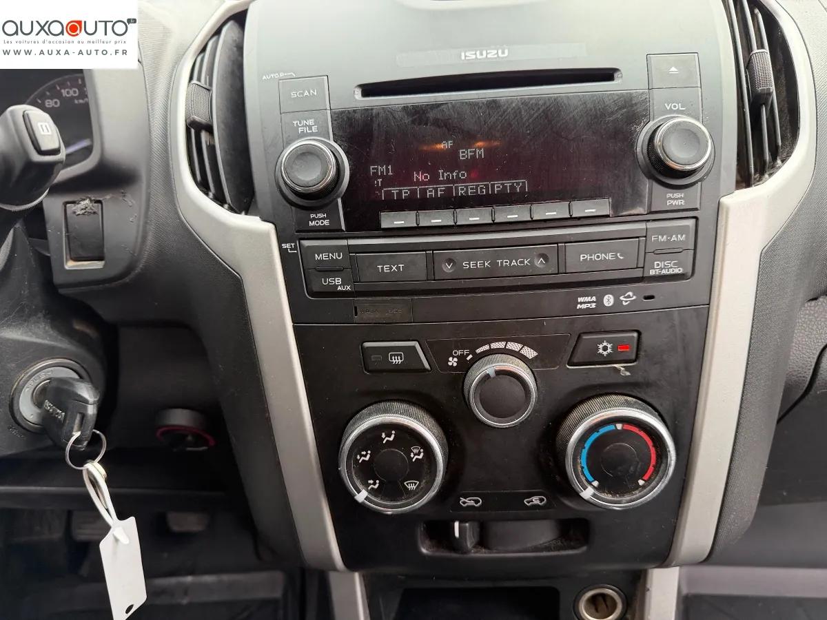 Isuzu D-Max DOUBLE CAB 2.5 160 4WD 2013 - vue 17