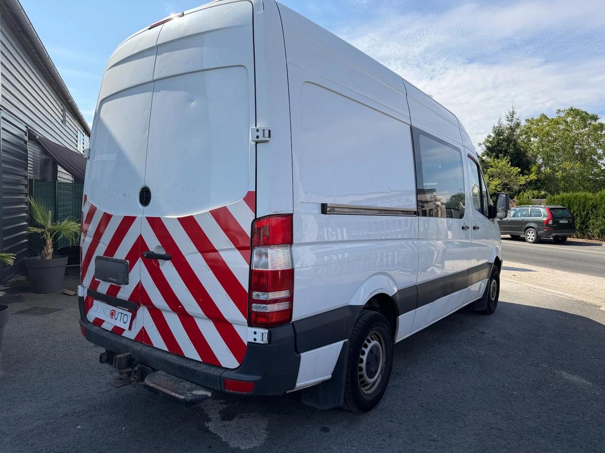 Mercedes-Benz Sprinter Vu FOURGON 37S 2.2 313 CDI 130 3T5 2012 - vue 7