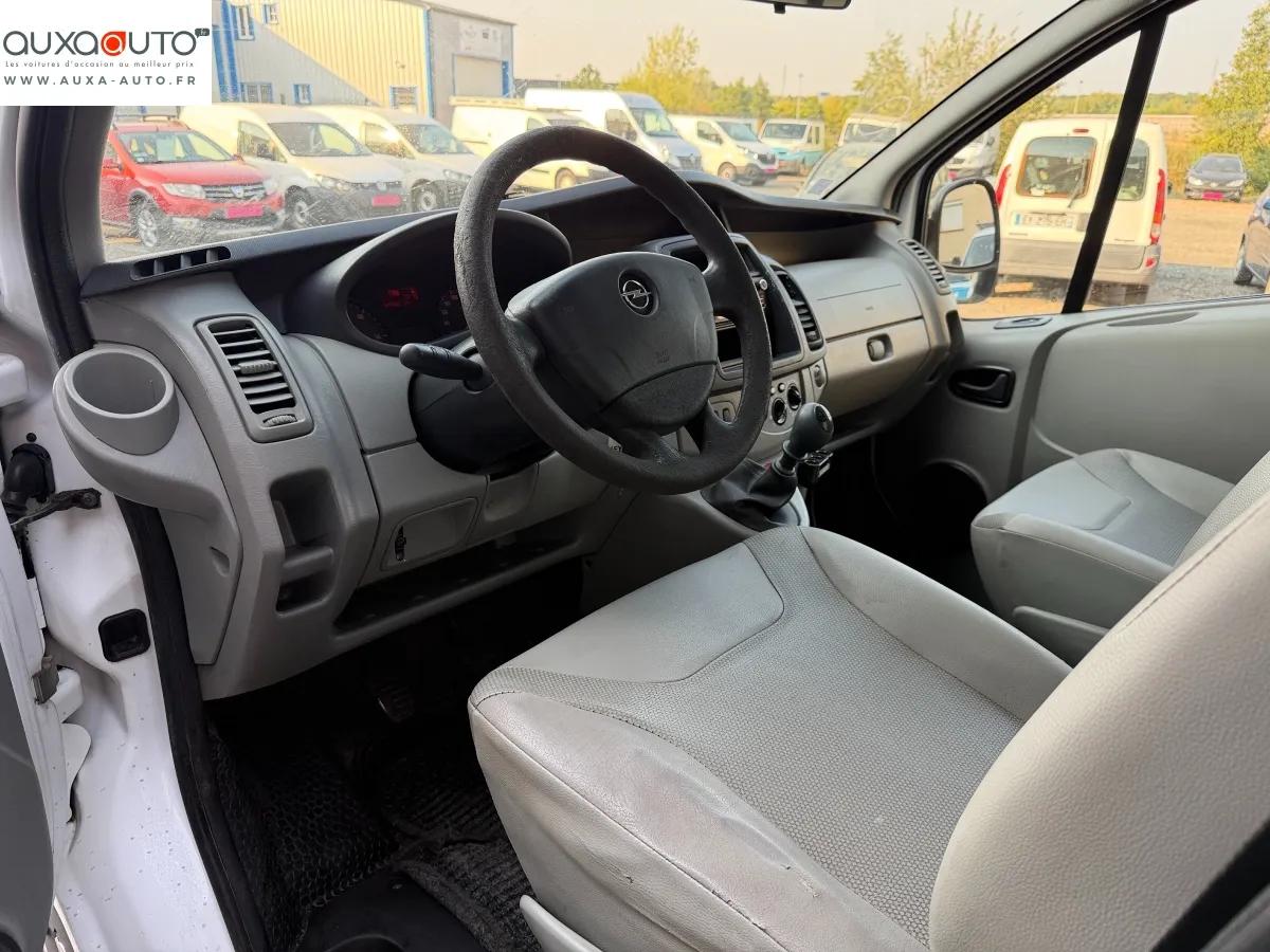 Opel Vivaro Vu 2013 - vue 10