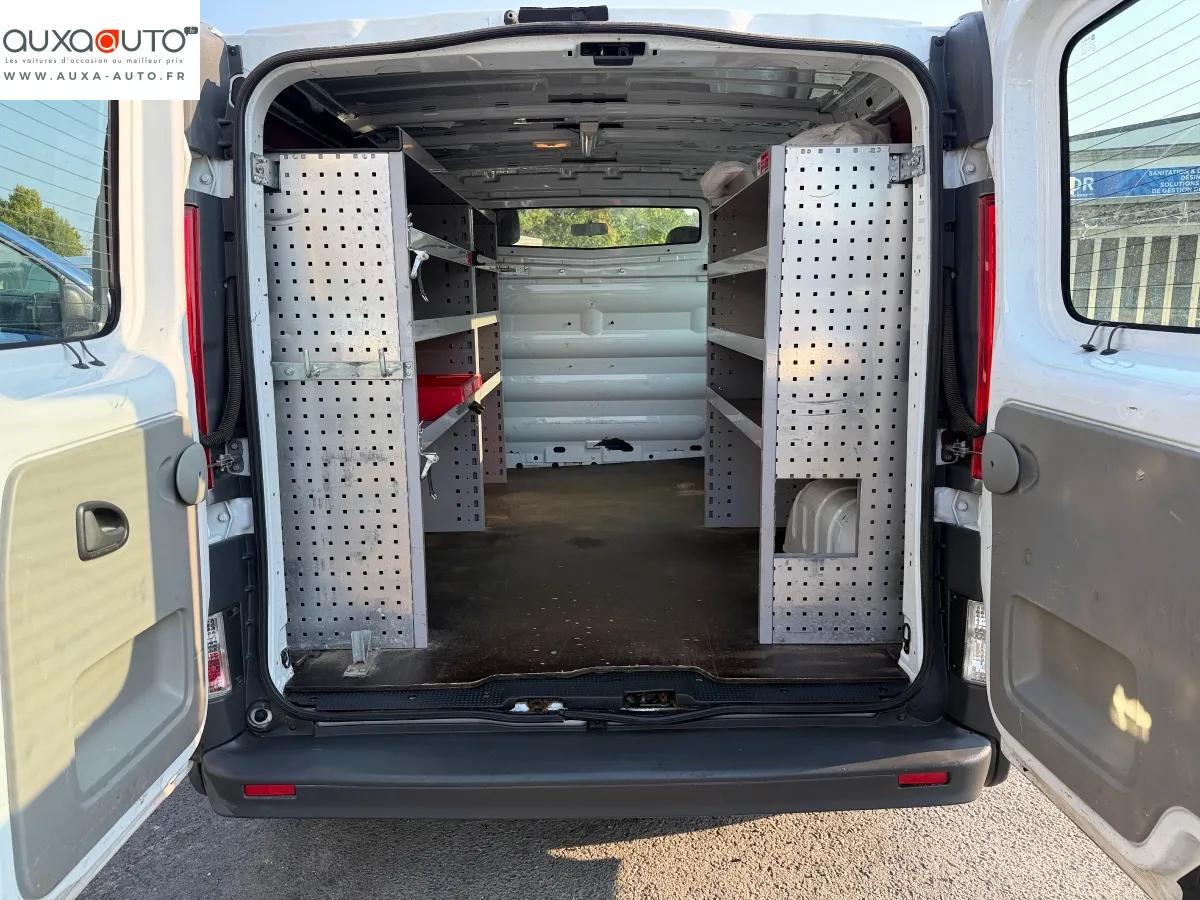 Opel Vivaro Vu 2013 - vue 17