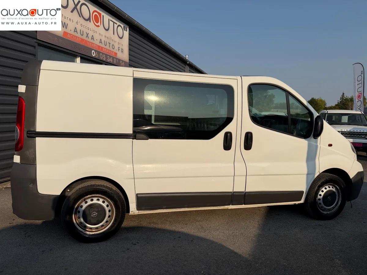 Opel Vivaro Vu 2013 - vue 5