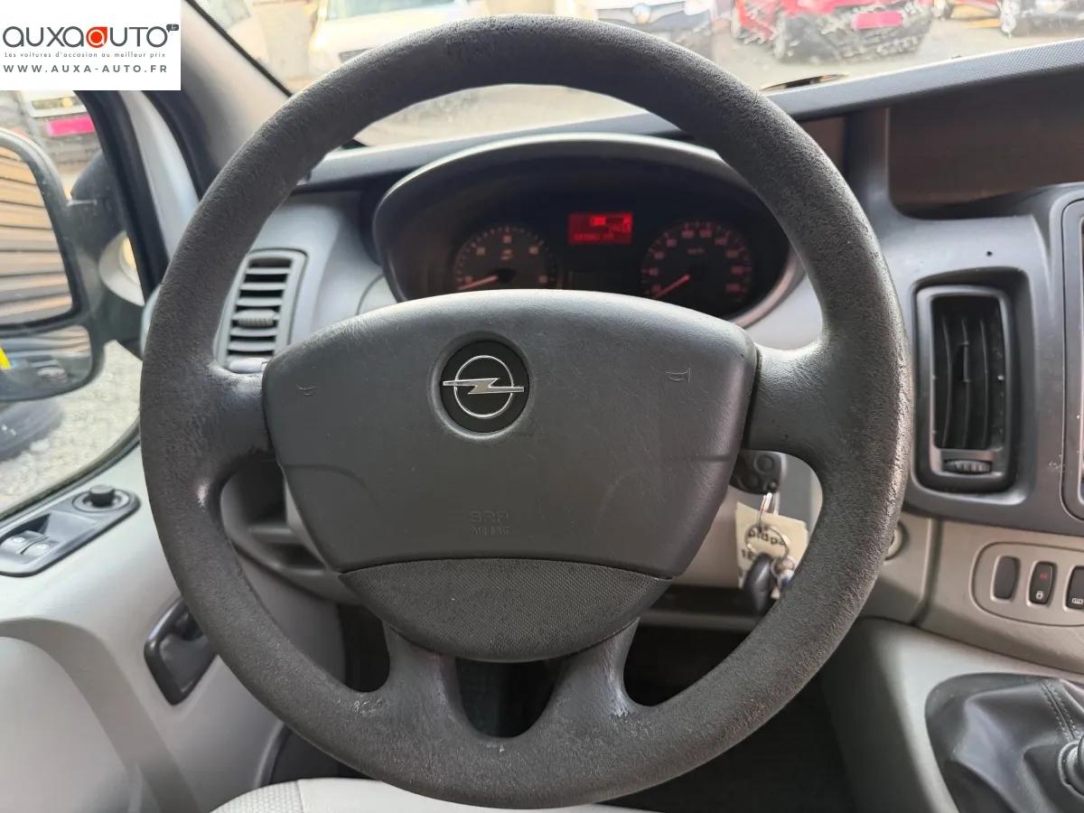 Opel Vivaro Vu 2013 - vue 13