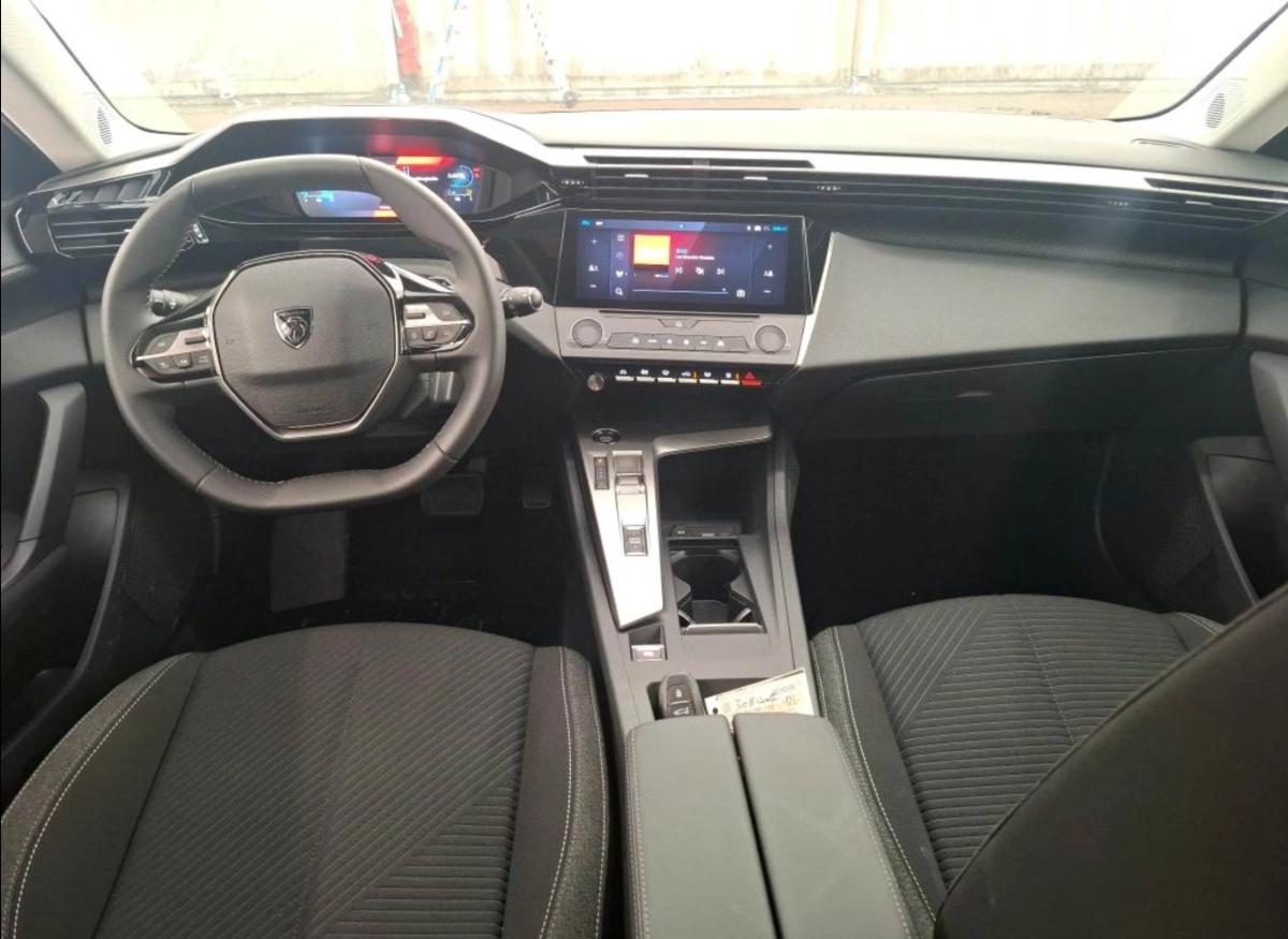 Peugeot 308 GENERATION-III 1.6 180H 150 HYBRID PHEV 12.4KWH ACTIVE PACK E-EAT BVA 2024 - vue 4