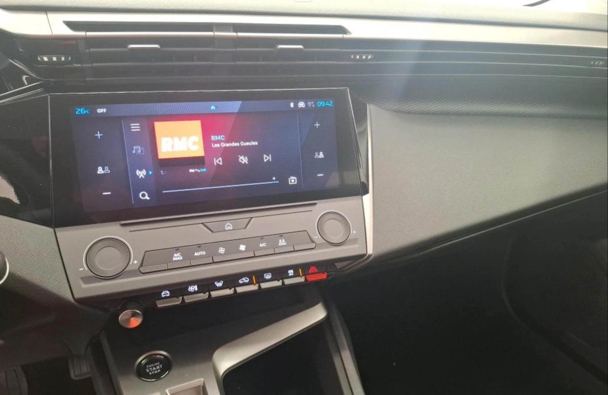 Peugeot 308 GENERATION-III 1.6 180H 150 HYBRID PHEV 12.4KWH ACTIVE PACK E-EAT BVA 2024 - vue 6