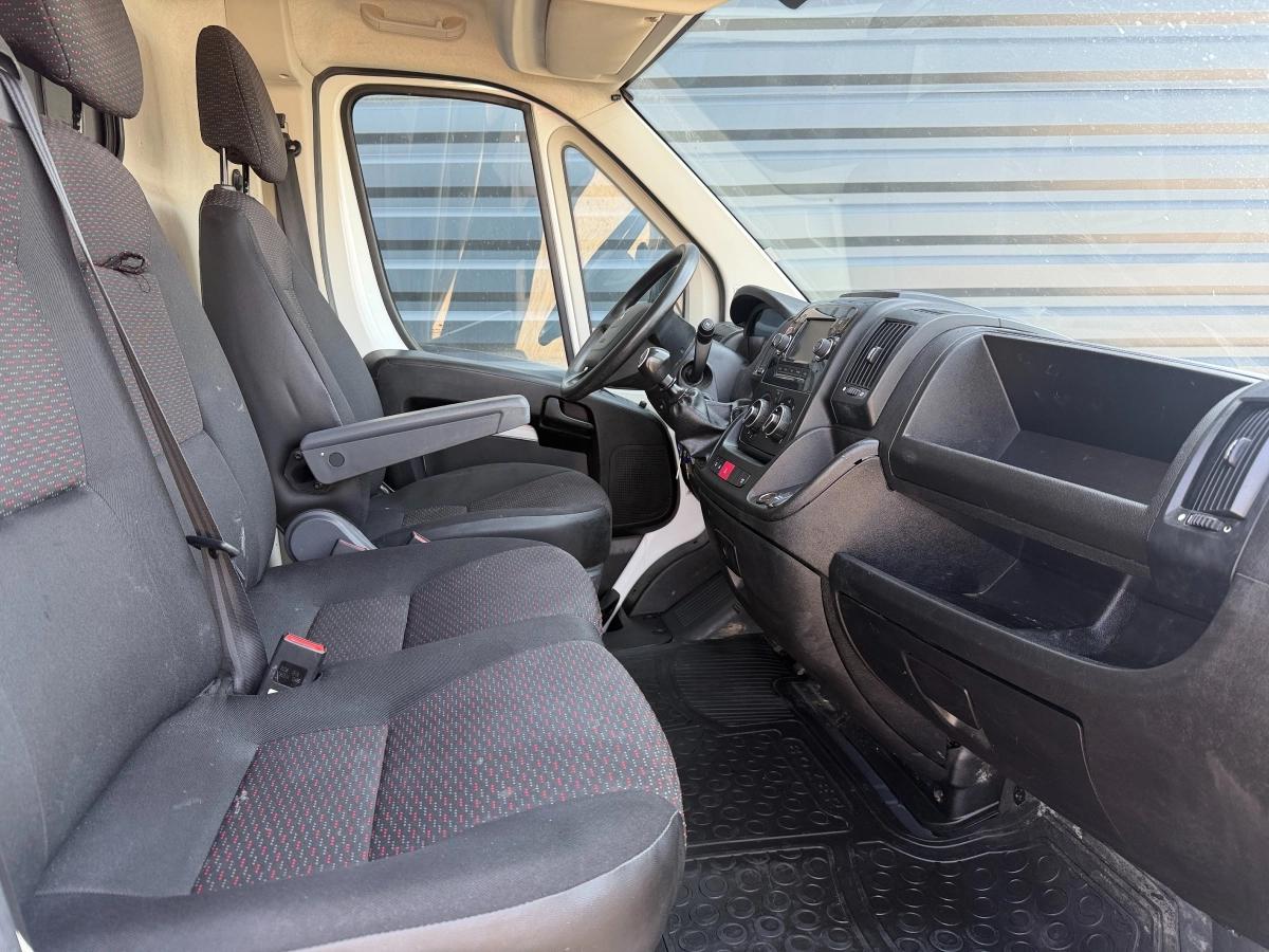 Peugeot Boxer 2020 - vue 12