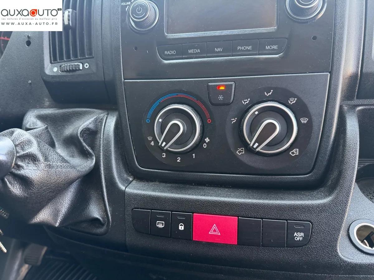 Peugeot Boxer 2020 - vue 18