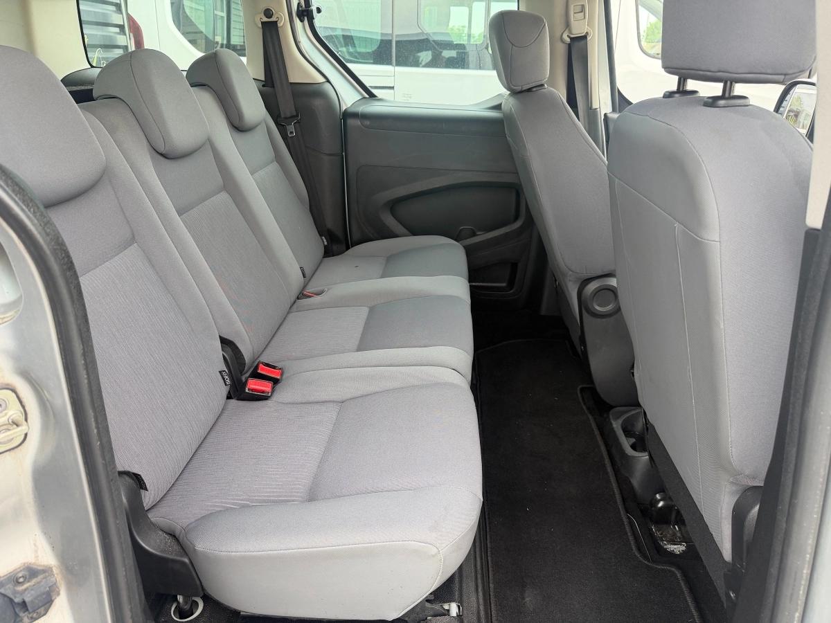 Peugeot Partner 2012 - vue 10