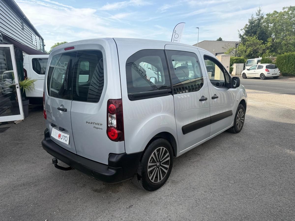 Peugeot Partner 2012 - vue 2