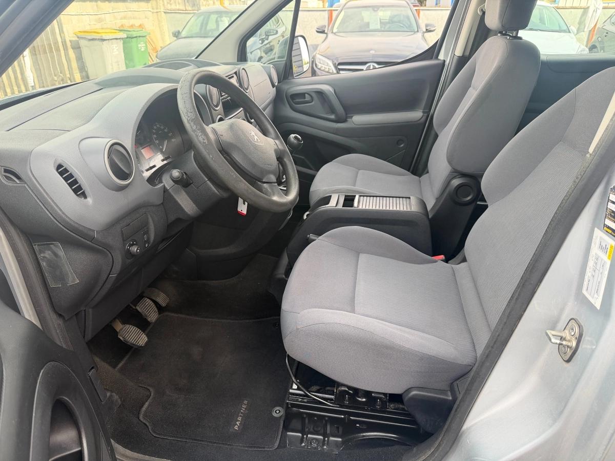 Peugeot Partner 2012 - vue 9