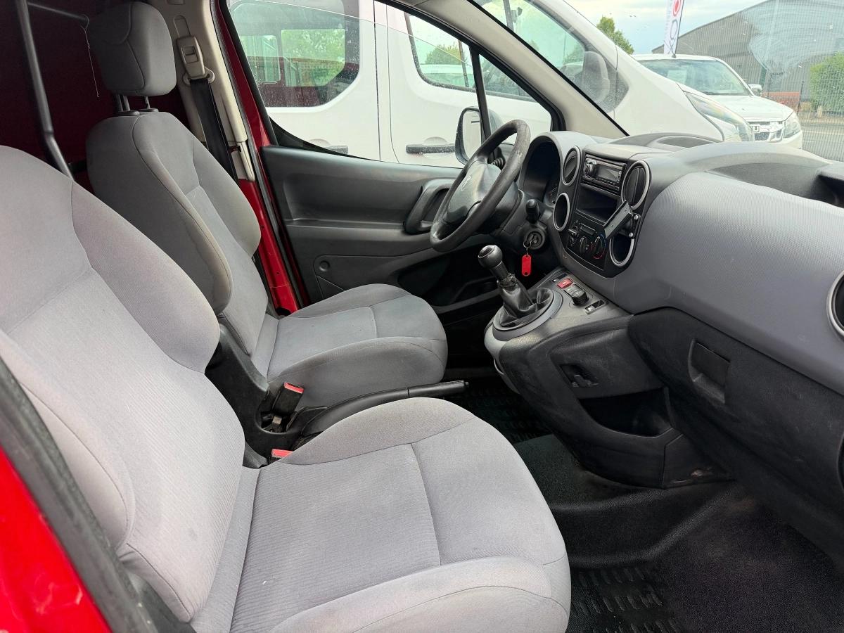 Peugeot Partner COMBI 1.6 HDI 75 2013 - vue 12
