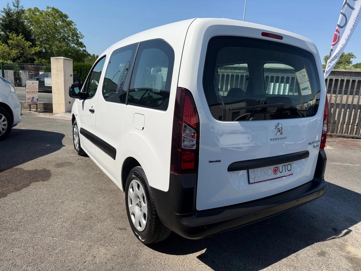 Peugeot Partner COMBI 1.6 HDI 75 PACK 2016 - vue 2