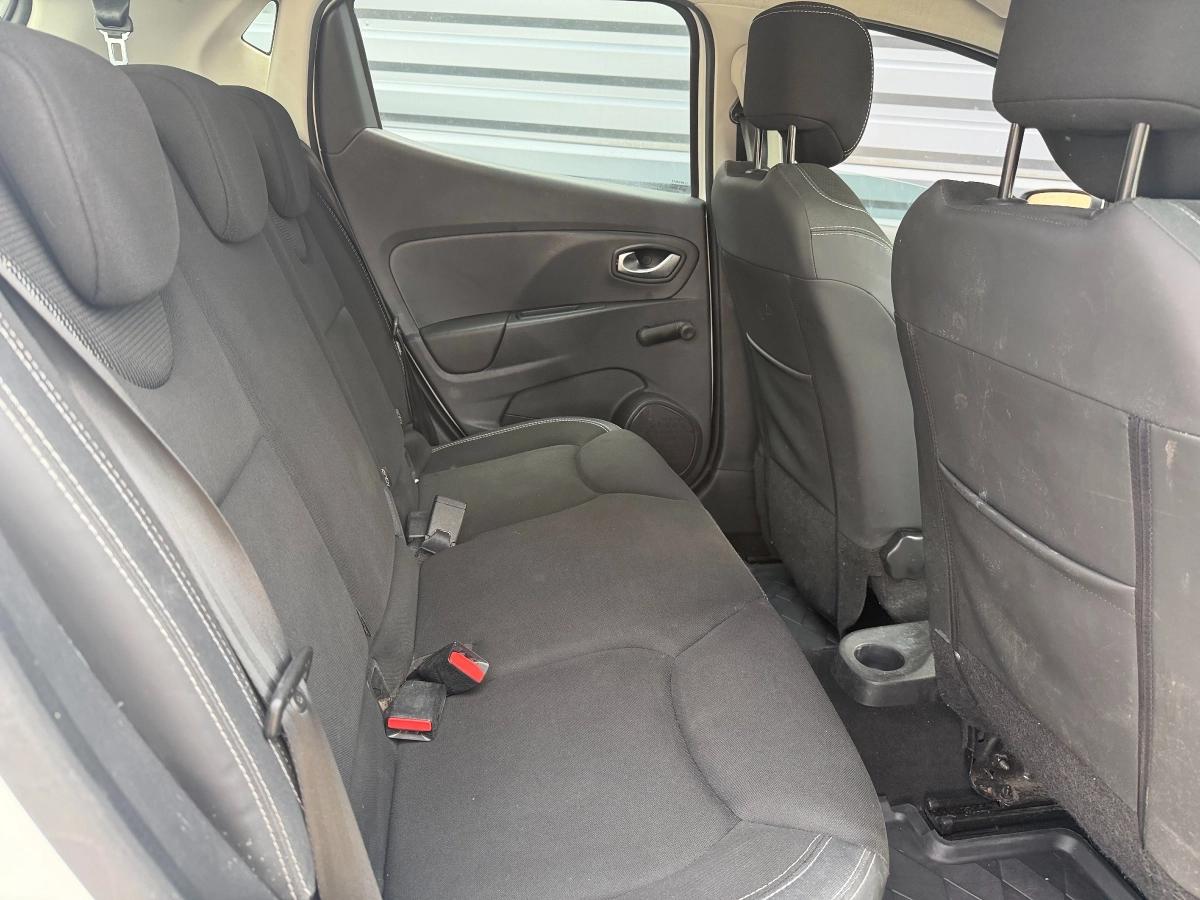 Renault Clio 0.9 TCE 90 ENERGY ZEN 2019 - vue 12