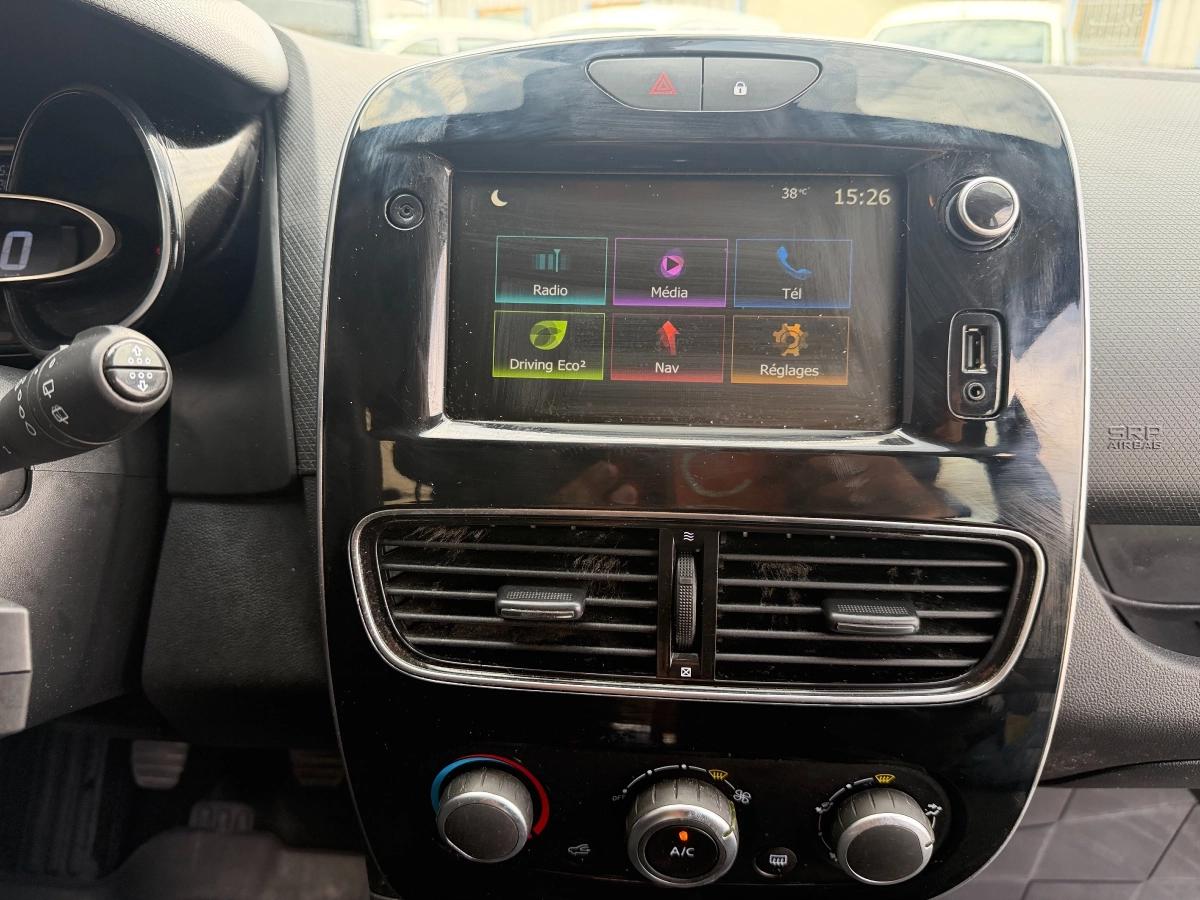 Renault Clio 0.9 TCE 90 ENERGY ZEN 2019 - vue 16