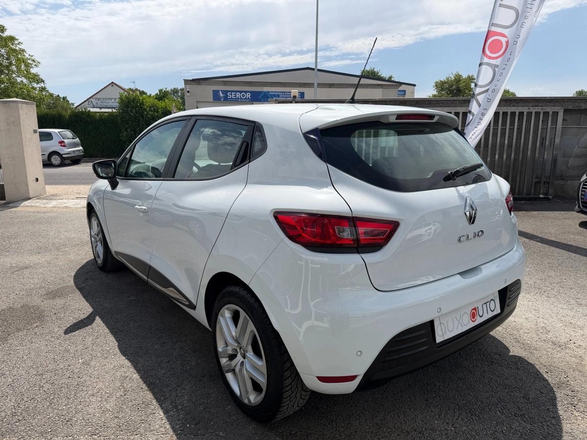Renault Clio 0.9 TCE 90 ENERGY ZEN 2019 - vue 4